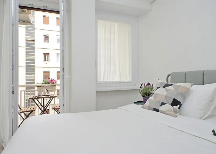 Brand New Modern 2 Stops To Colosseum Appartement