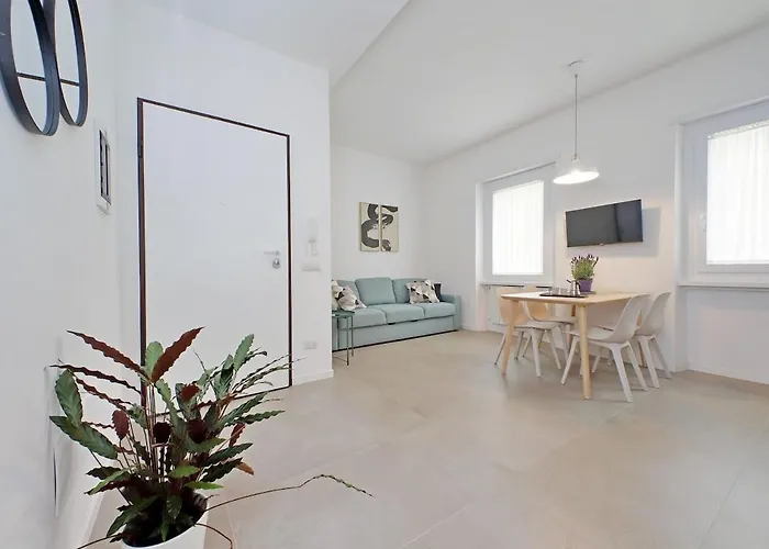 Appartement Brand New Modern 2 Stops To Colosseum Rome