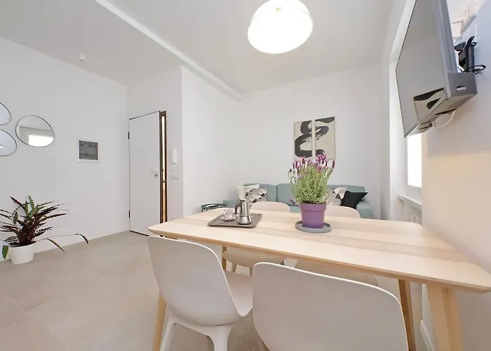 Appartement Brand New Modern 2 Stops To Colosseum